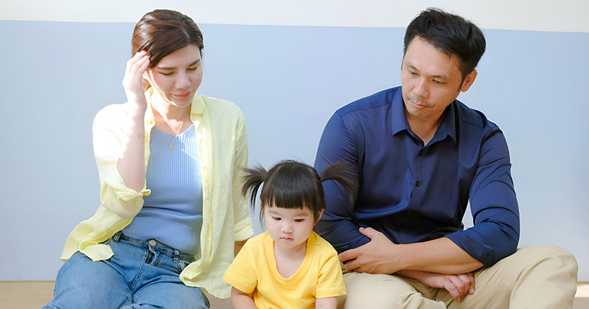 តោះ! មកស្វែងយល់ពីគុណសម្បត្តិនិងគុណវិបត្តិនៃការចិញ្ចឹមកូនបែបតឹងរឹង